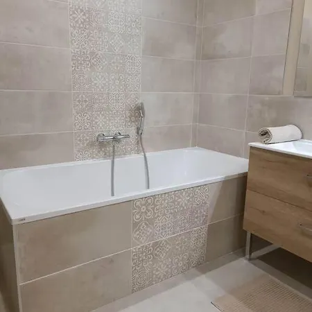 Appartamento En Centre Ville, Avec Parking